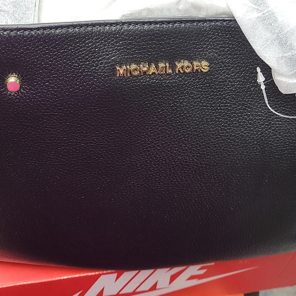 Micheal Kors Black Leather Bag
